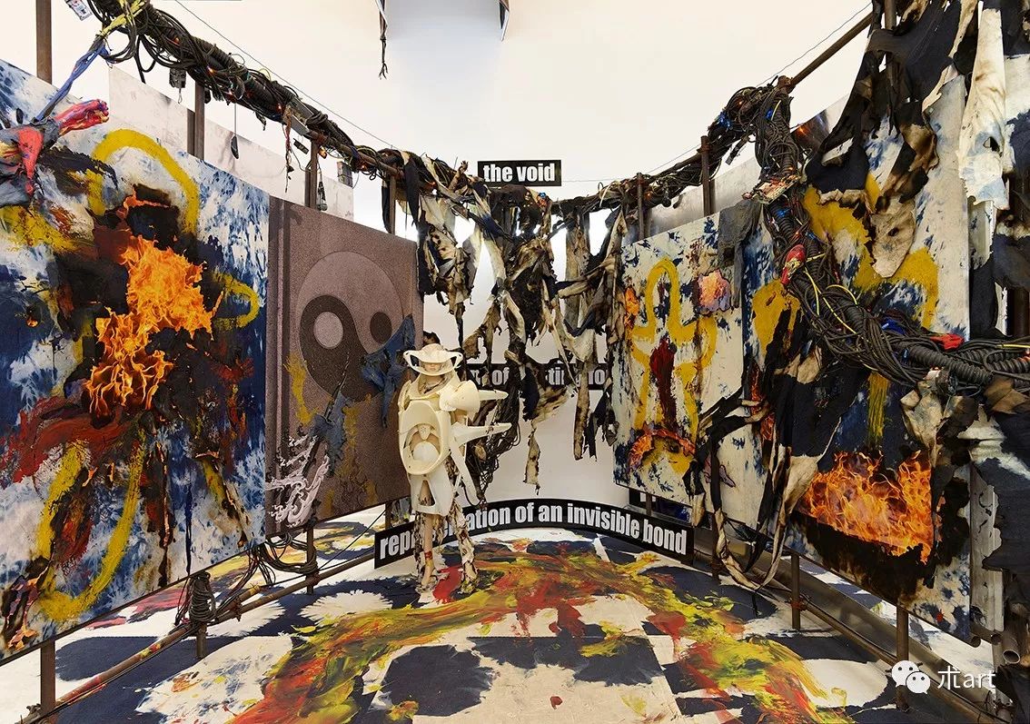 Title: The Art and Craft of Xuchang Down Comforters