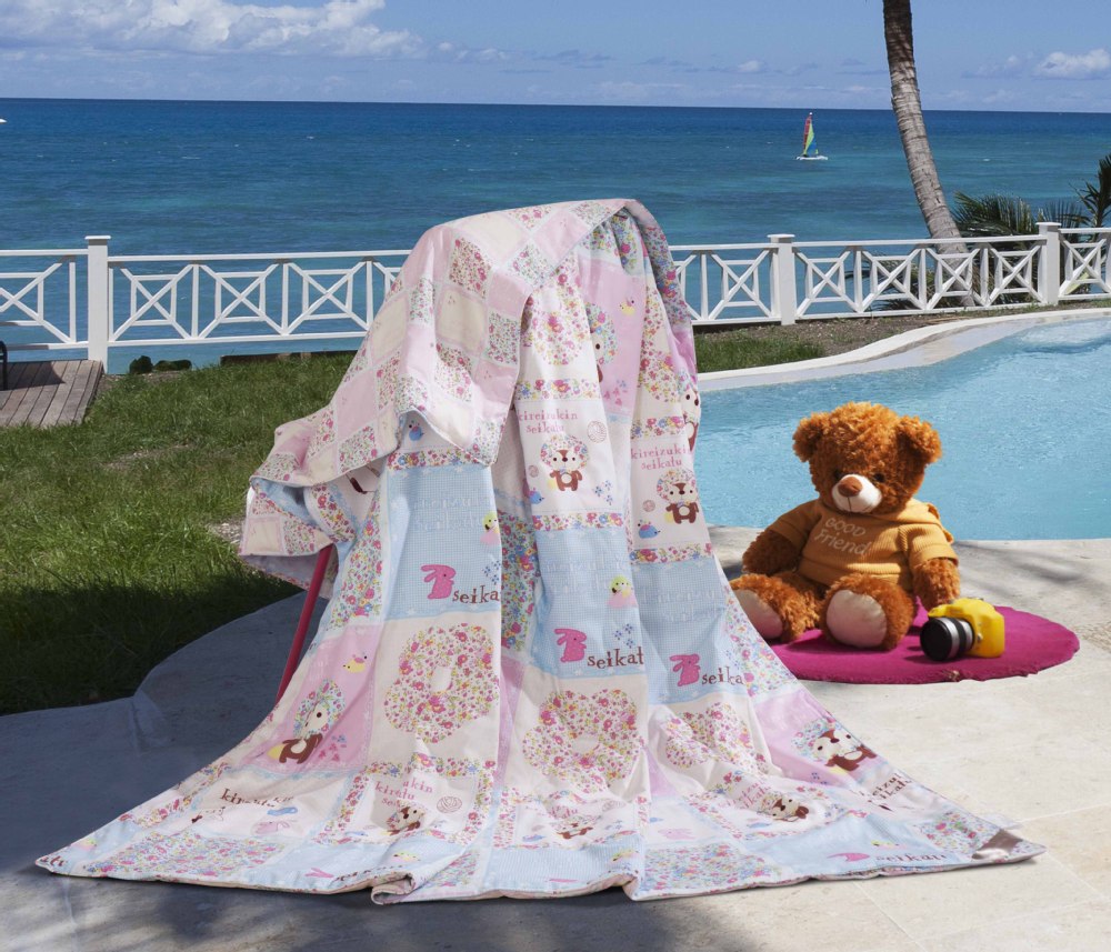 Title: The Enchanting Allure of Taihu Down Blankets
