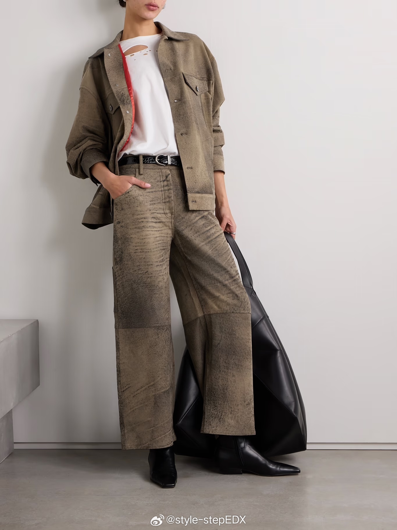Title: The Ultimate Comfort and Style: Jingdongs Muji down quilt