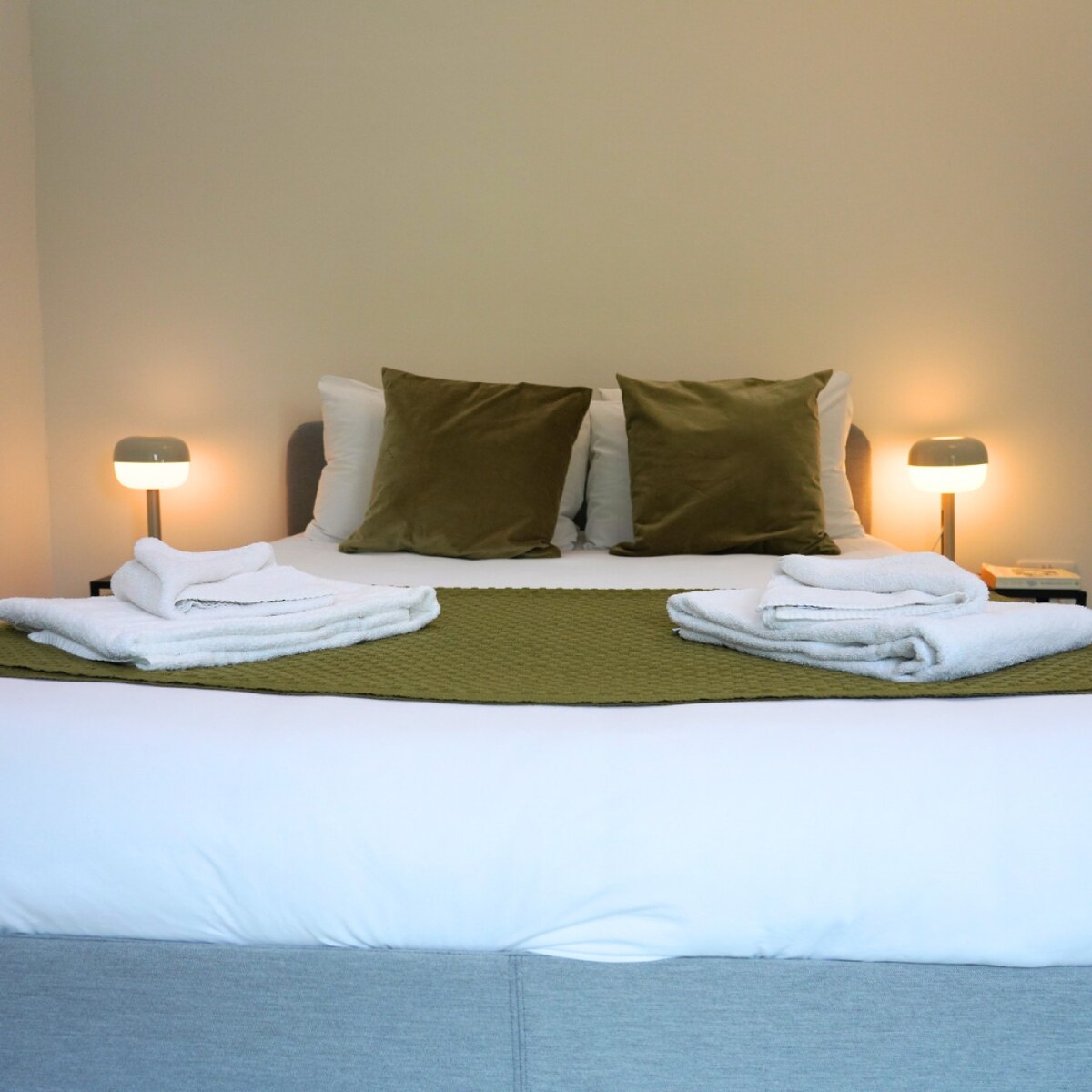 Title: Xiongzhou Down Comforter: A Quality Choice for Your Bed