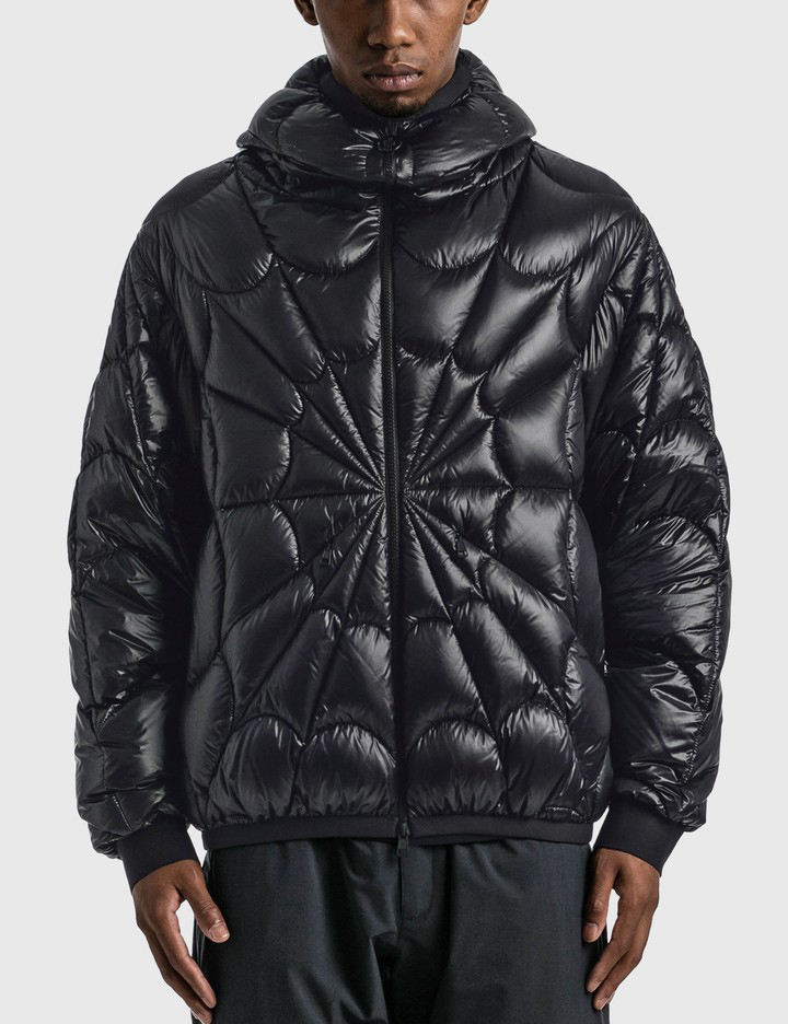 Title: The Controversy Surrounding Rebranded Down Jackets: A Deep Dive into the World of OEM Products