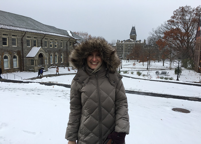 Title: Thermal Comfort and Style: University Students Winter Down Comforters