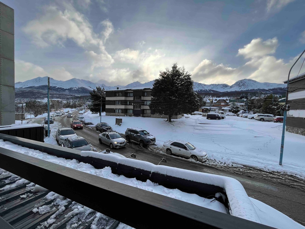 Yushan District Down Comforter: A Winter Warmth