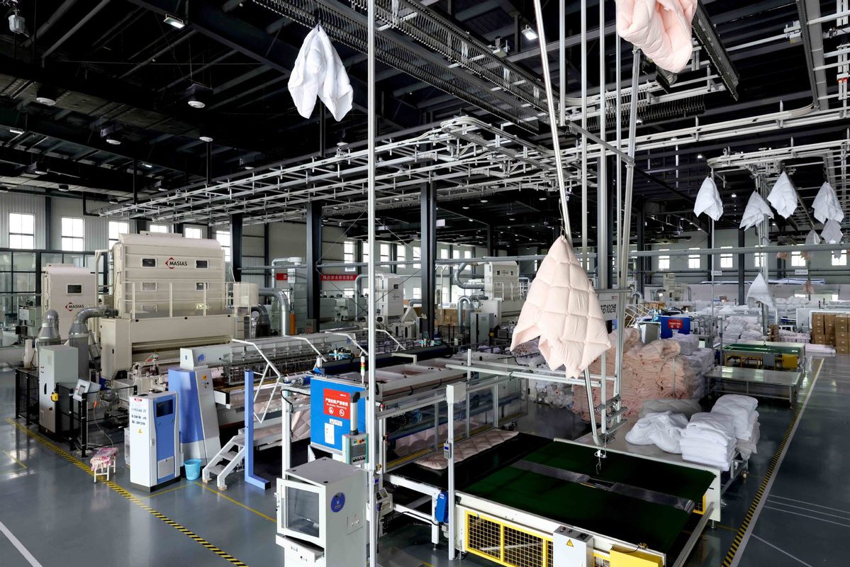 Title: The rise of the down blanket industry in China