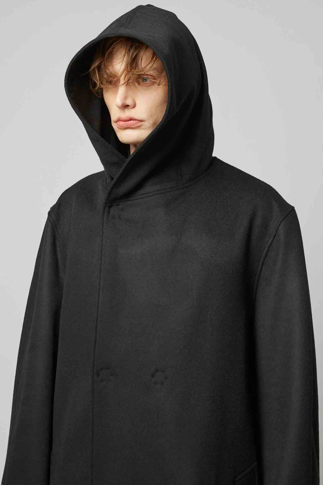 Title: Reviving the Magic of Down: Embellishing Your Duvet and Coat with Custom Design