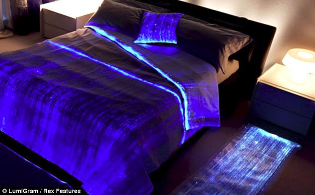 The Lightweight Down Comforter: A Luxurious and Practical Choice for Your Bed