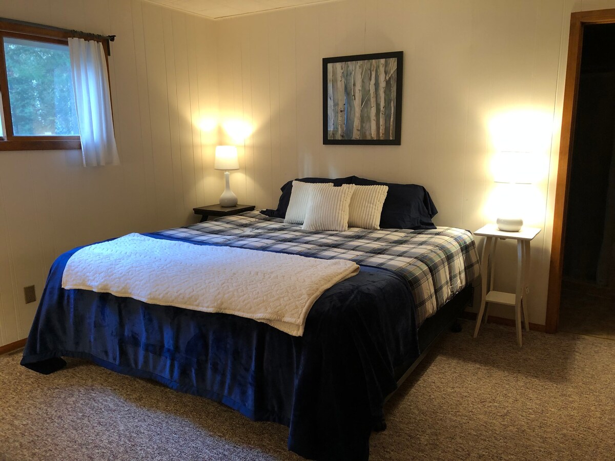 NATURAL DOWN COMFORTER: A LUXURY OF SLEEP