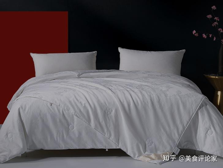 羽绒被与纤维被，保暖床品的比较