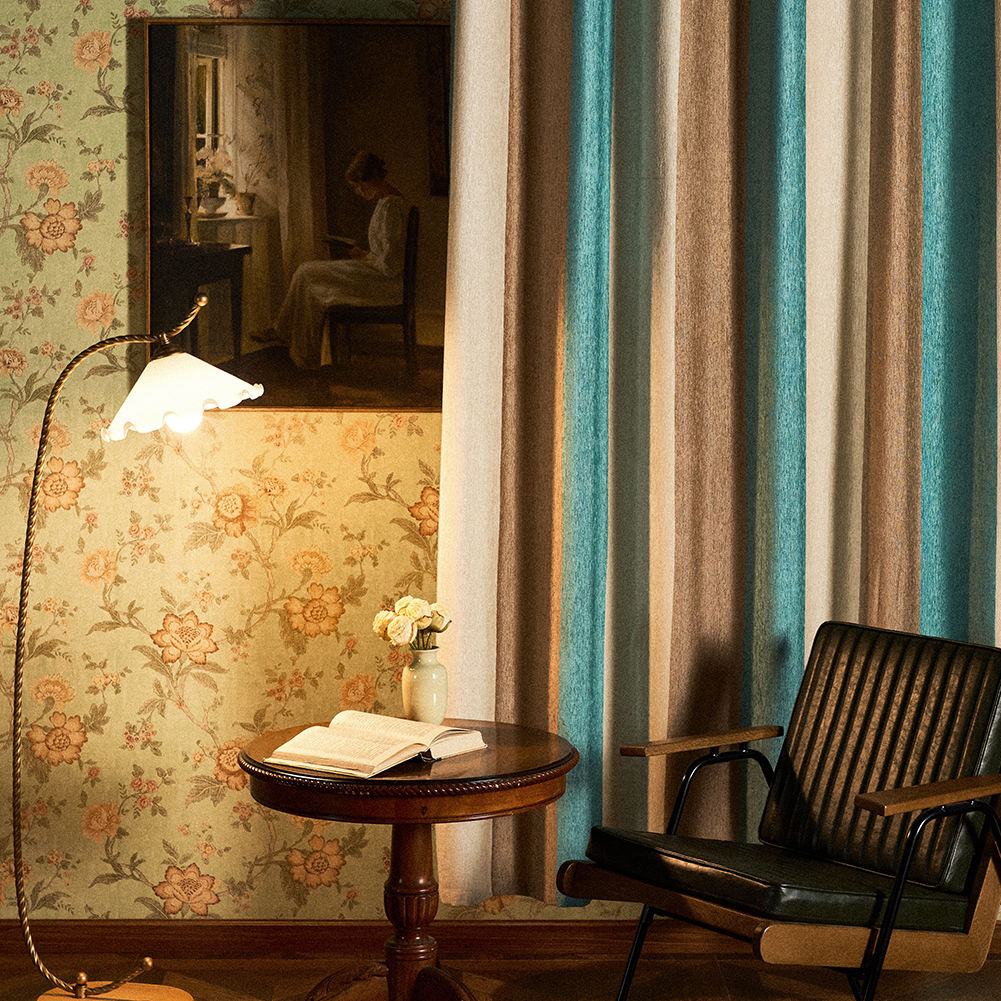 Can Curtain Fabric Be Used for Down Comforters: The Art of Converting Home Decor into Warmth