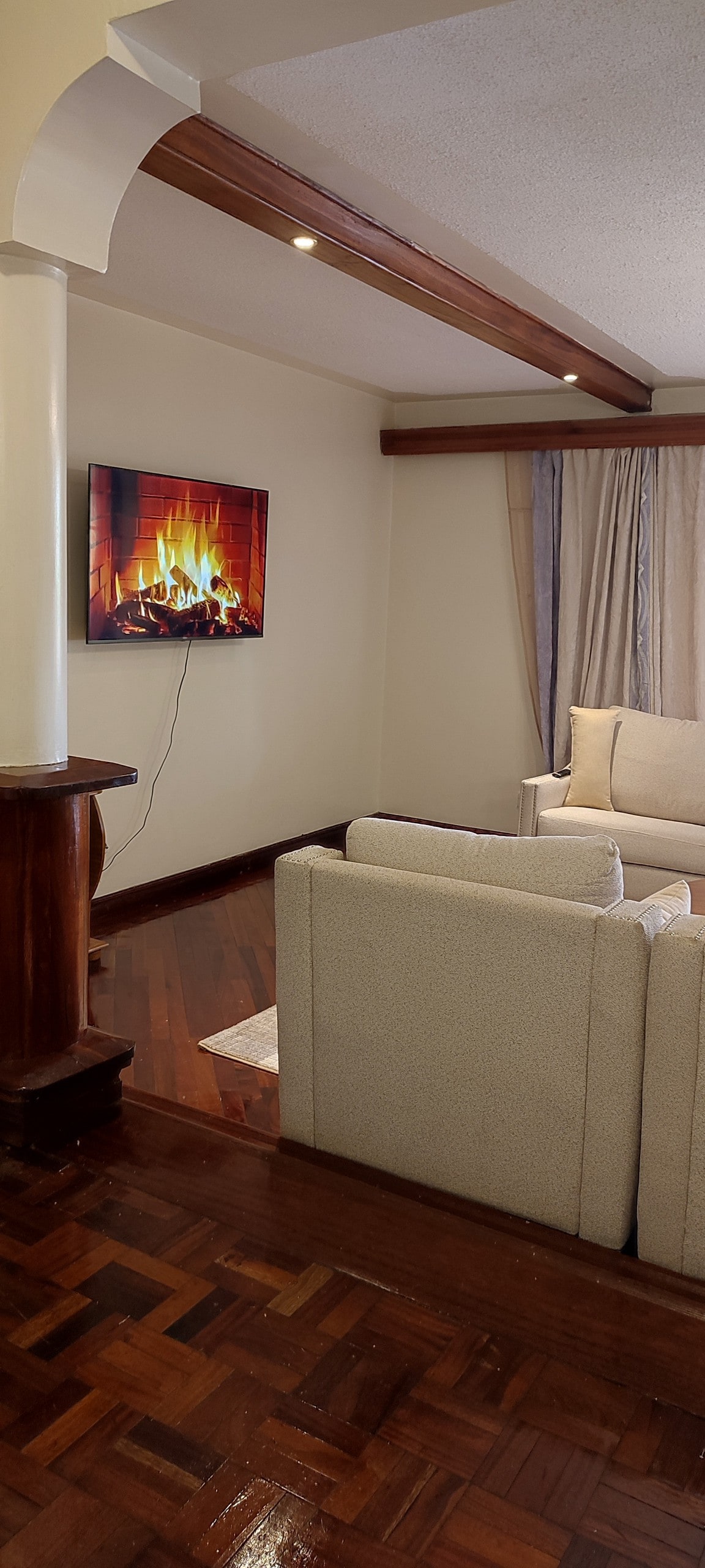 Title: Experience the Luxe with Lvs Custom Duck down Comforter: A Review