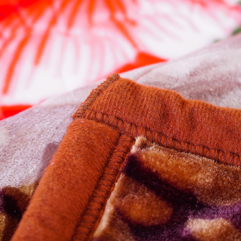 Title: Selling Duck Feather Blankets in Rizhao