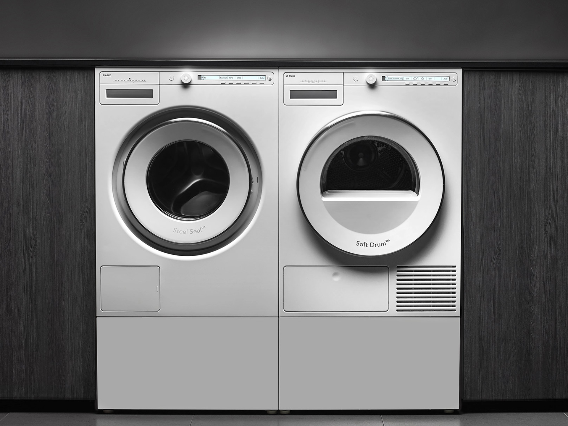 Title: How to Clean a Down Comforter with a Bosch Washing Machine