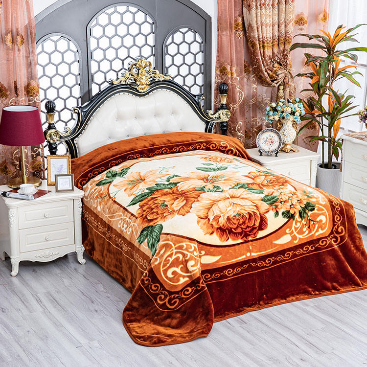 Title: Nantong Home Textiles Down Comforter Store: Your One-Stop Destination for High-Quality Down Products