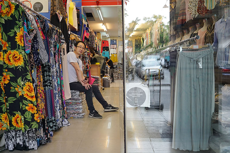 Title: Where to Find the翻新 Shop for Down Comforters in Jingan District