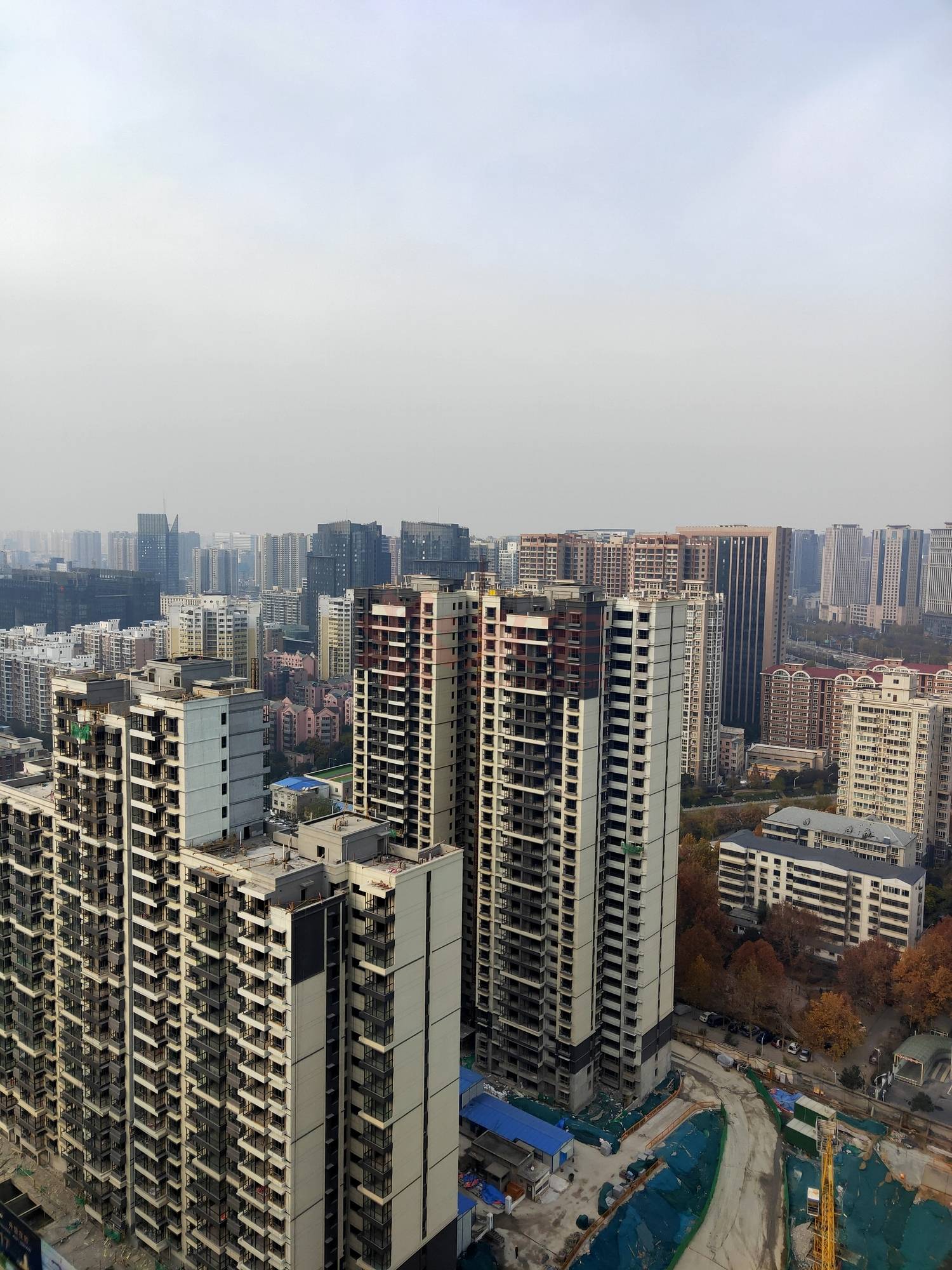 Title: Zhengzhou Zhongyuan District - The Home of High Quality Down Quilts