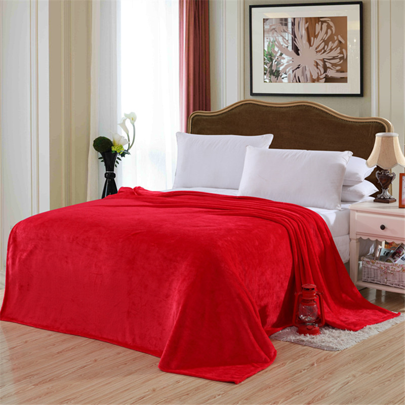 Title: Understanding the Wholesale Prices of Zhengzhou Down Blankets for Sale in China