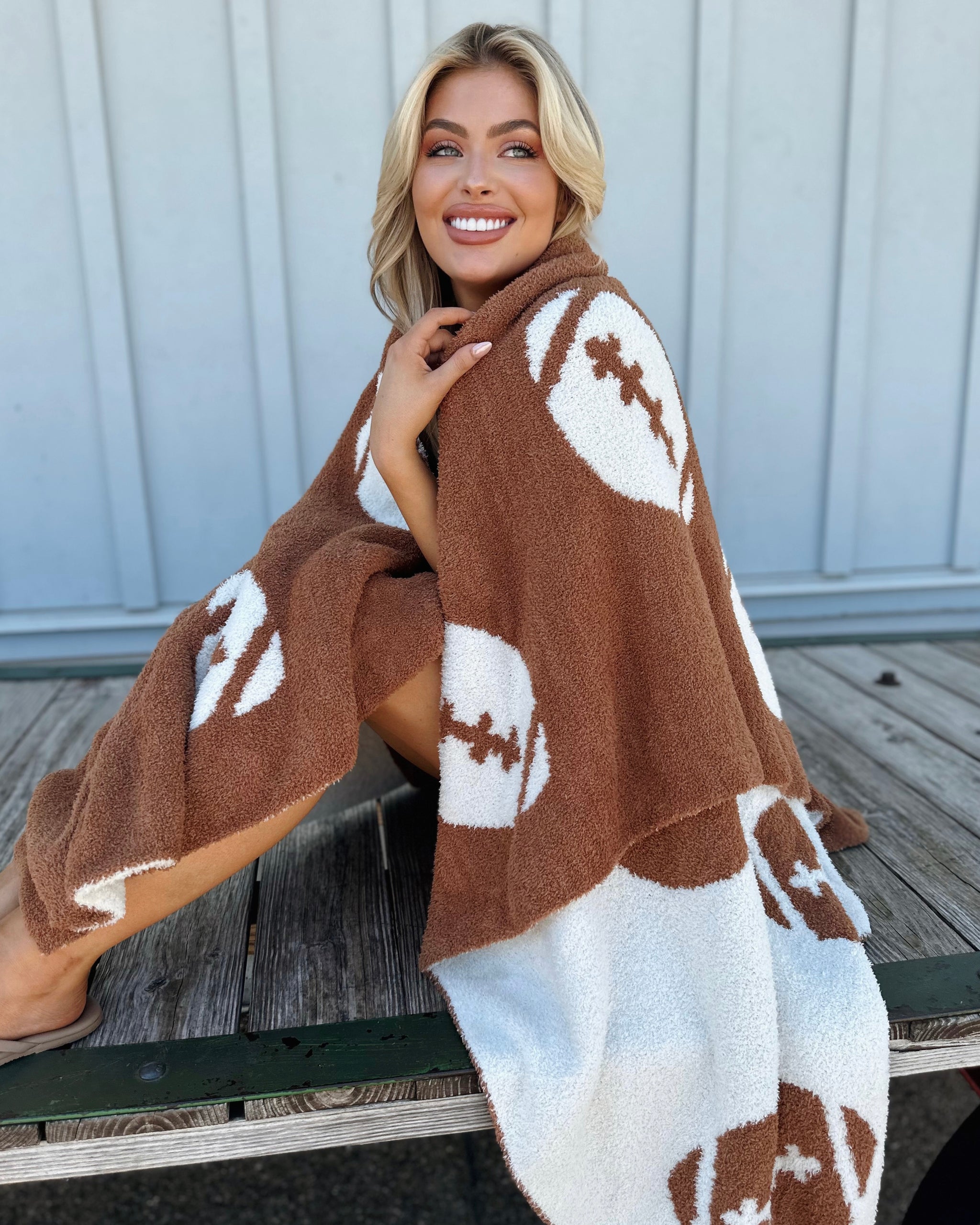 Title: The Exquisite Beauty of Zuma Longs Duck Feather Blanket