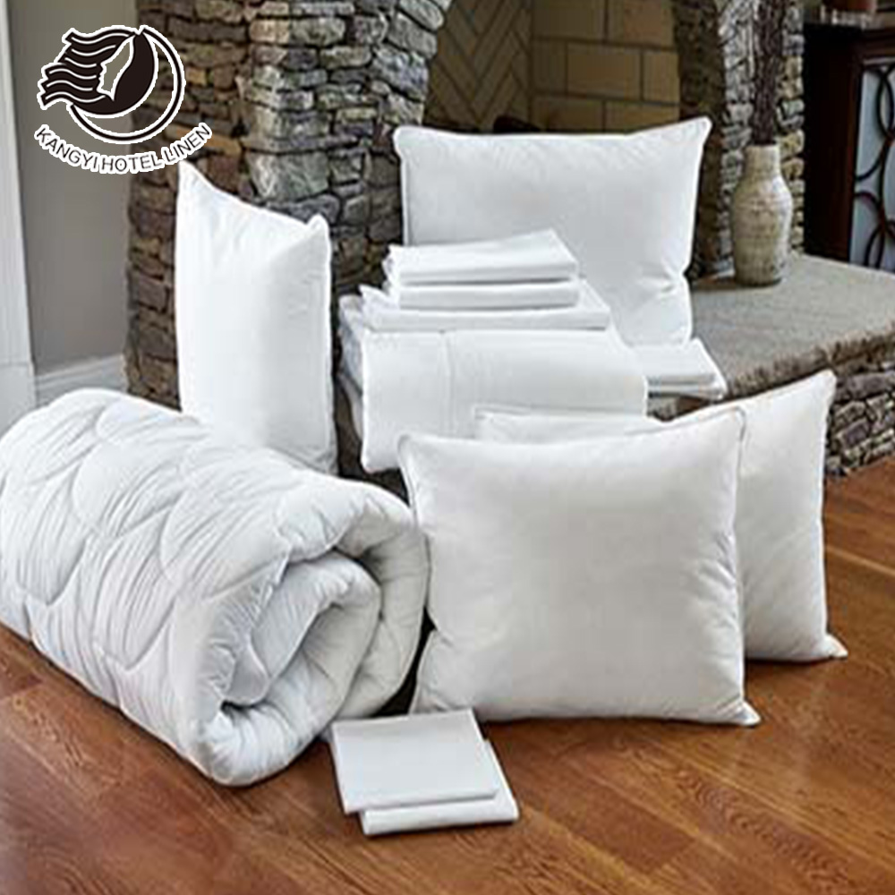 Title: Xinxiangs Goose Down Comforter Craftsmanship