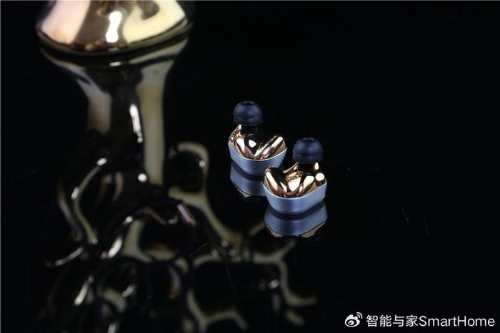 Title: Top 10 Feather Duvet Manufacturers in China
