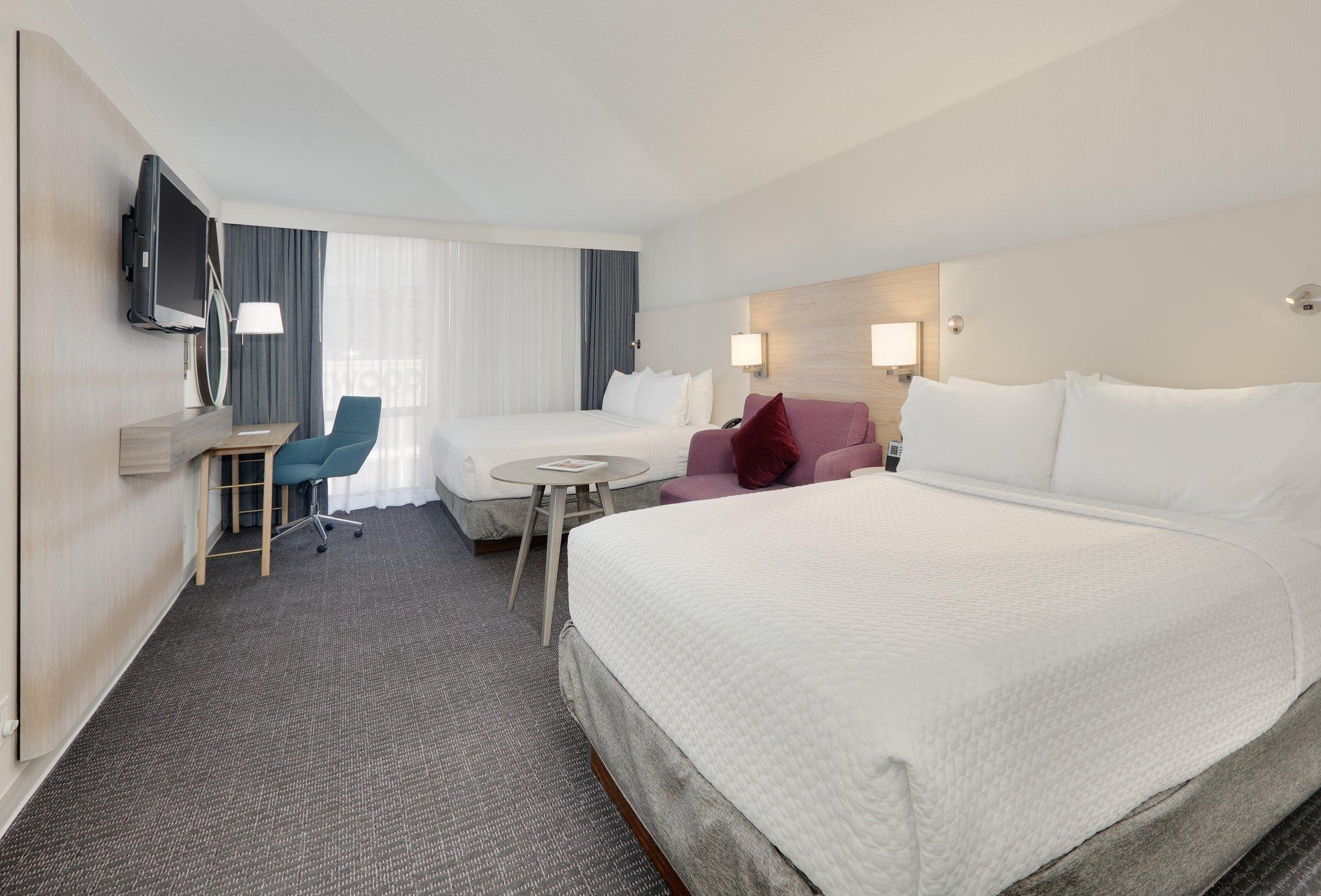 The Peninsula Hotel’s Down Duvet: A Feather-Light Sleep Experience