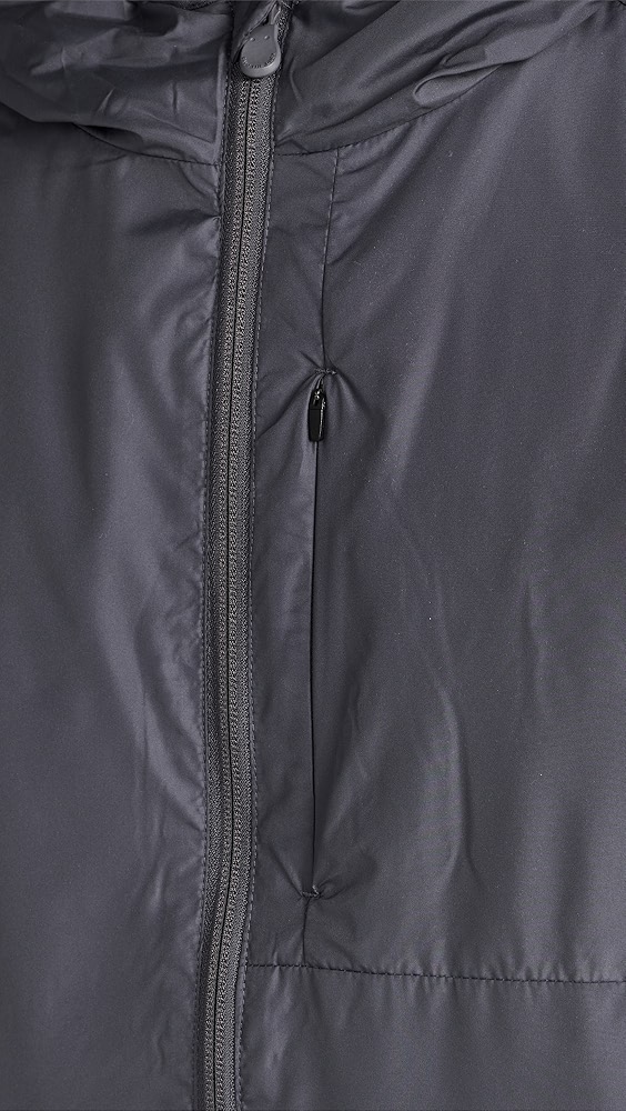 Title: The Unique Features of UFD Grey Duck Feather Blanket