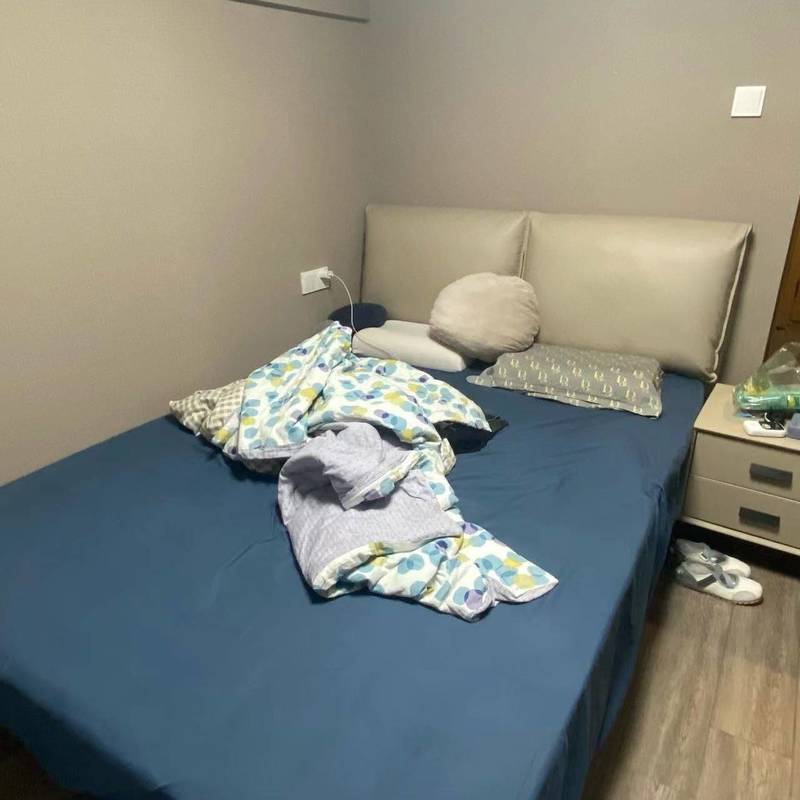 Title: Elevating Your Sleep Experience with Xiahu Family Down Comforter: A Review from Zhihu