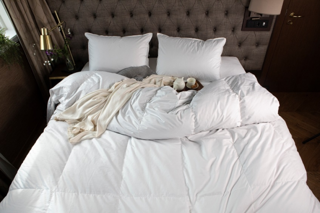 Title:靖江鸭绒被定做厂家，专业打造优质睡眠体验