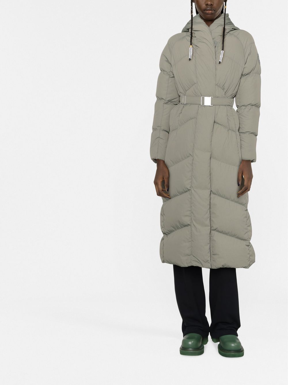 Title: The Unique Warmth of Luo Die Goose Feather Comforters